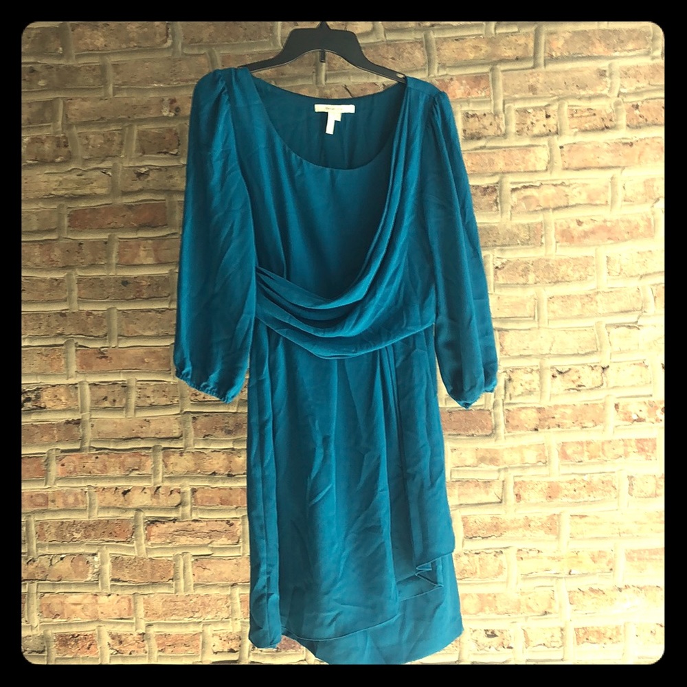 Three quarter sleeve teal blue lined dress